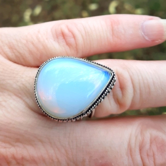 New Amazing Milky Opalite 925 Silver Ring. - Picture 6 of 8